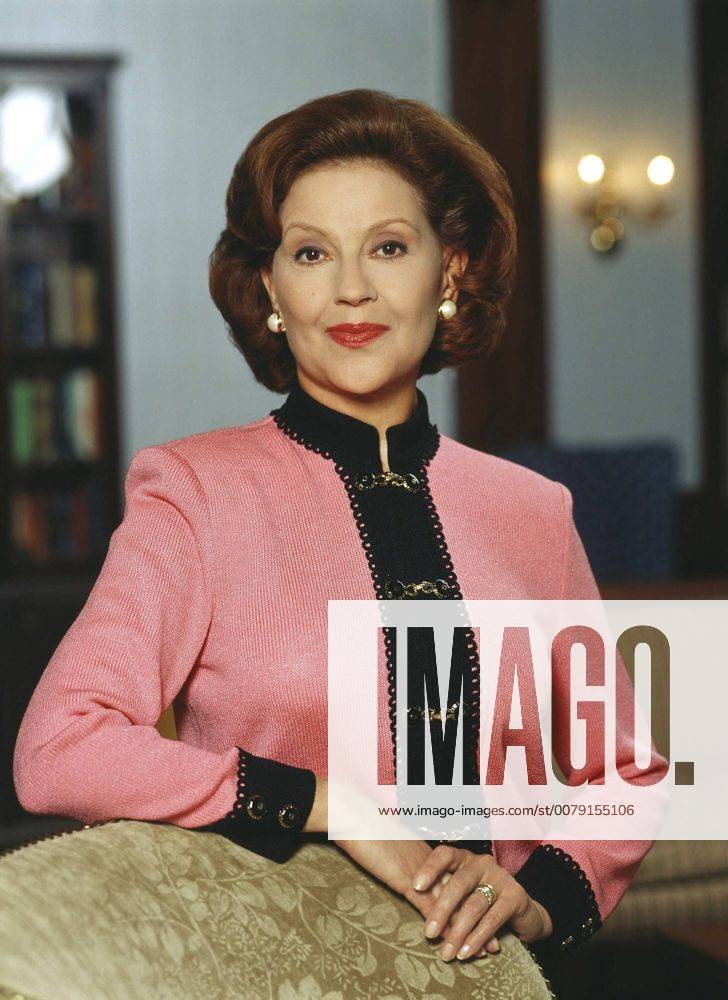 Studio Publicity Still from Gilmore Girls Kelly Bishop circa 2001 photo credit: Frank Ockenfels Los Angeles CA