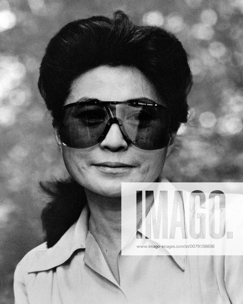 Studio Publicity Still: Yoko Ono circa 1988 Hollywood CA USA