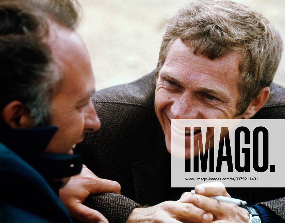 Director Peter Yates, Steve McQueen , Bullitt , 1968 Solar Productions Cinema Publishers Collection - No Release - For Editorial Use Only. Hollywood CA USA 32557_429CPC