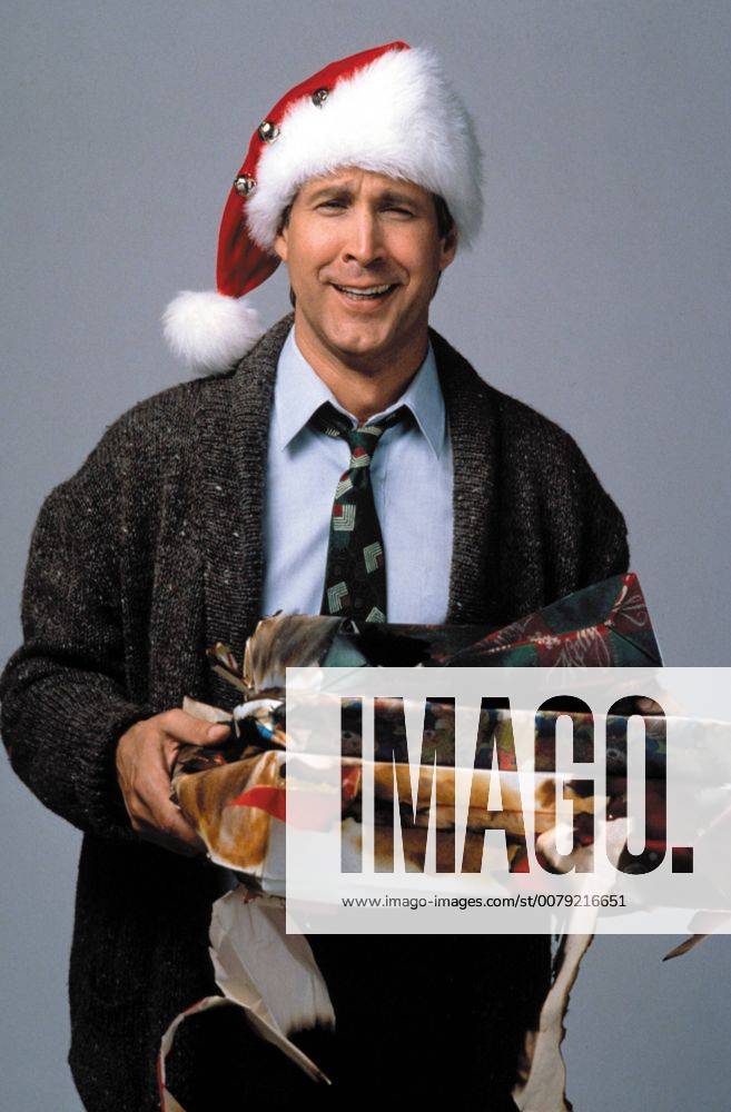Chevy Chase, National Lampoon s Christmas Vacation (1989) Warner Bros. Los Angeles CA 32733_332THA