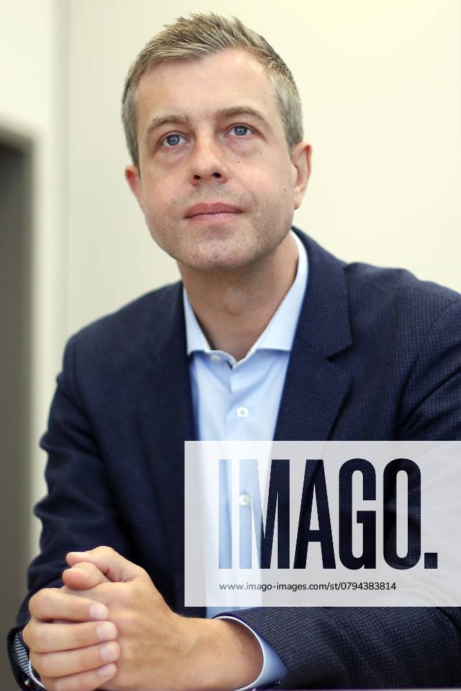 Stefan Evers, Berlin CDU Secretary General, to Europe Election campaign 2019, in Berlin, at Campaign Tour for Weber, Portraet, Berlin Germany, Germany