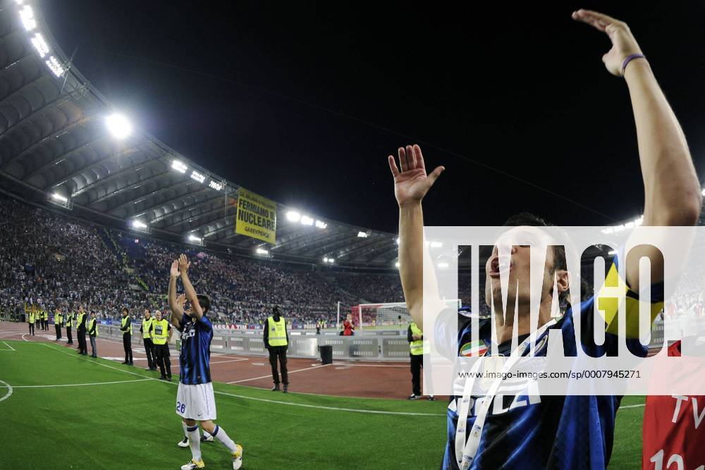 Finale der Coppa Italia 2011 in Rom - Sieger Inter Mailand jubelt - - Javier Zanetti