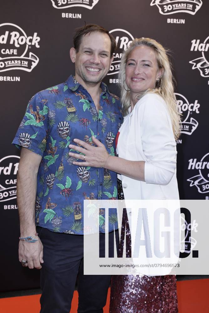 The Hard Rock Cafe Berlin celebrates its 30 Birthday, Eva Mona Rodekirchen with Husband Bjoern Geske, Hard Rock Cafe, Berlin Copyright Berlin