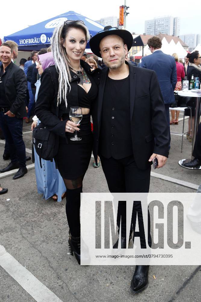 Bruno Kramm, Chairman of the party Pirates, and Lea Frings at Hoffest of Governing Mayor in Berlin, Summer party, Berlin Germany, Germany