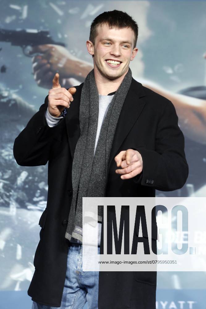 Jannis Niewoehner at the German premiere from the Destination Insurgent in Berlin, Red Carpet, Berlin Germany, Germany
