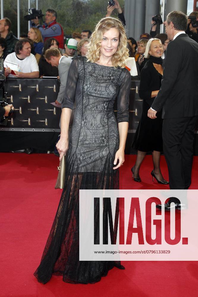 Lisa Martinek at the award Ceremony of 14 German Television Prize 2012 in Cologne, Red Carpet, Berlin Germany, Germany