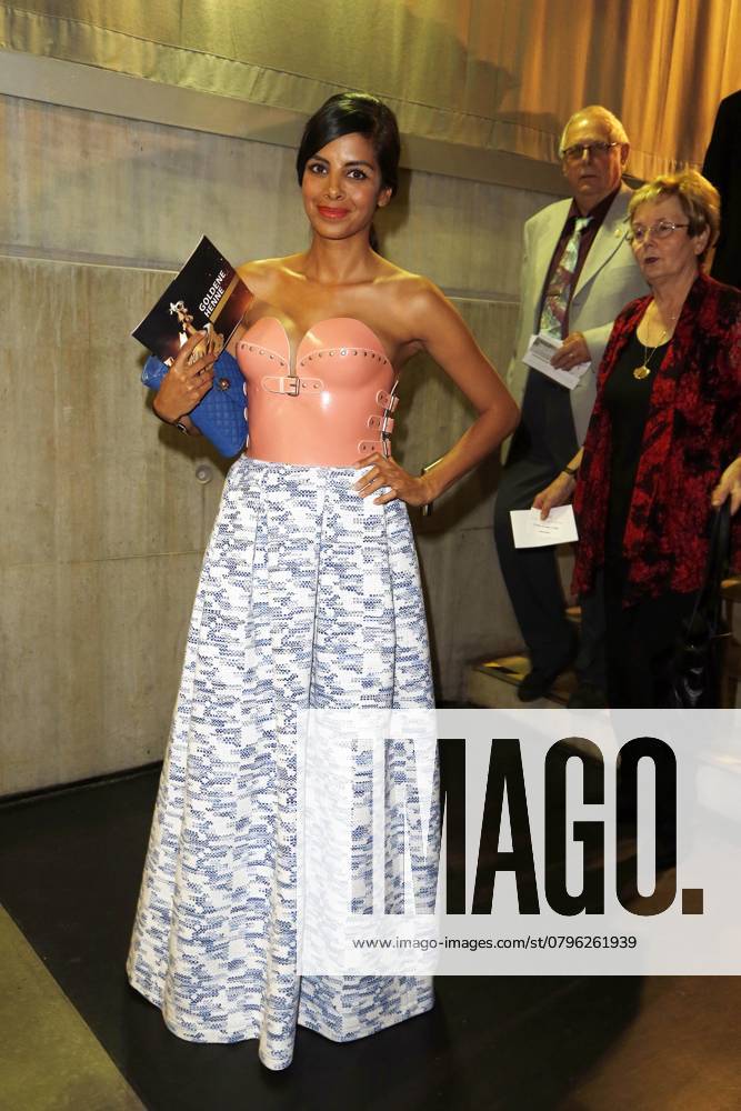 Collien Elm trees Fernandez at the award Ceremony the Golden Hen 2015 in Berlin, Red Carpet, Media prize, Berlin Germany, Germany