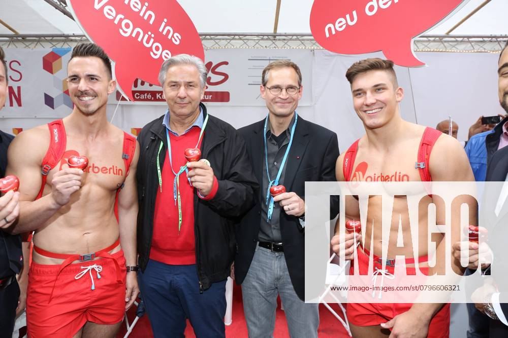 Michael Mueller Governor Mayor from Berlin and Klaus Wowereit at Tour at the 23 lesbian Gay City festival on 20 21 06 2015 on Nollendorfplatz, Berlin Berlin Germany