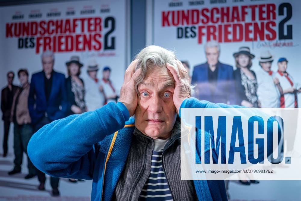 Preview of the film Kundschafter des Friedens 2 with actor Winfried Glatzeder at the CineStar cinema in Chemnitz on 21 01 2025 In the comedy by director Robert Thalheim, Glatzeder plays the role of Harry Chemnitz Saxony Germany