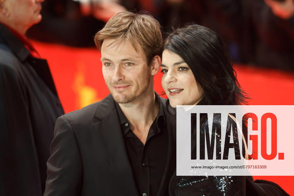 Andreas Pietschmann and Jasmin Tabatabei, Red Carpet to Eroeffnungsfilm True Grit , Berlinale, 61 International Film Festival in Berlin, 10 2 2011, Copyright Huebner Germany
