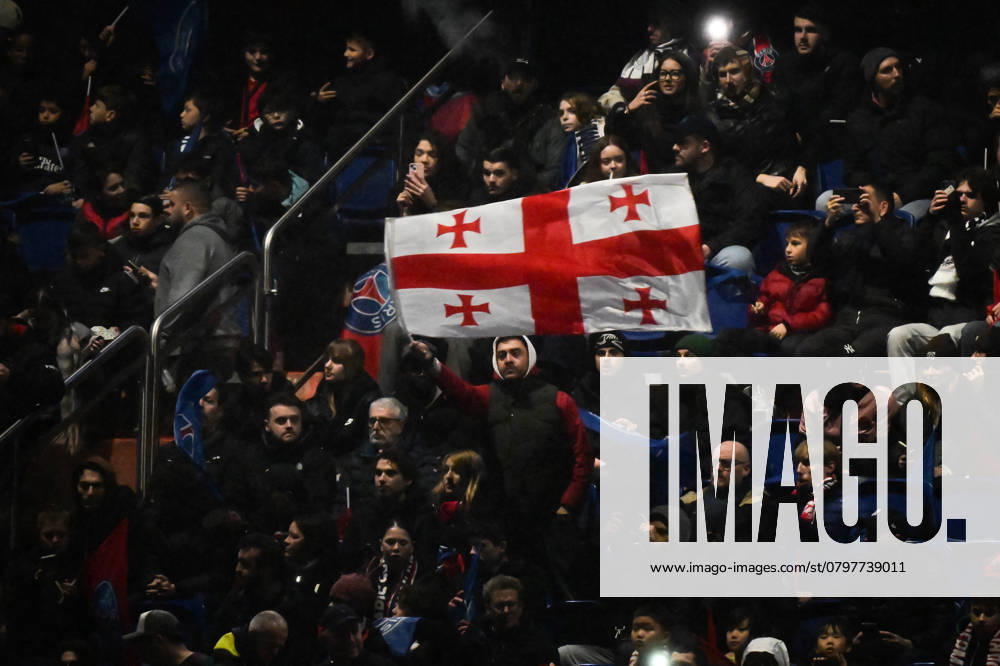 Ligue 1 PSG vs Stade de Reims - FA Paris Saint-Germain’s forward Khvicha Kvaratskhelia’s supporters hold the Georgian flag during the French L1 football match between Paris Saint-Germain and Stade de Reims at the Parc des Princes stadium in Paris on January 25, 2025. Photo by Firas Abdullah ABACAPRESS.COM Paris Île-de-France France