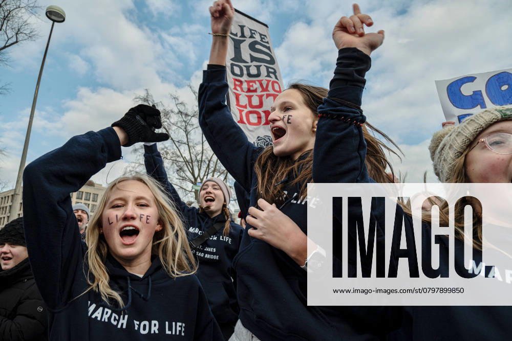 Tens of thousands of anti-abortionists rallied and marched for the annual March for Life in Washington D.C. on January 24, 2025 Washington Dc USA - ZUMAb230 20250126_znp_b230_019
