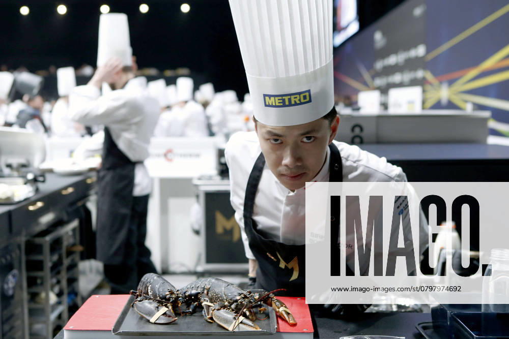 The Bocuse dOr 2025 at the Parc des Expositions Eurexpo in Lyon Singaporean chef Mathew Leong, at the 2025 edition of the Bocuse dor, a prestigious gastronomic competition in which 24 international teams compete, takes place in two events This year, venison, foie gras and tea will be featured on the platter, while celery, celeriac, lean meats and lobster will take center stage Lyon, January 26, 2025 Pascal Fayolle Bestimage The Bocuse dOr 2025 at the Eurexpo Exhibition Center in Lyon on January 26, 2025 Lyon France