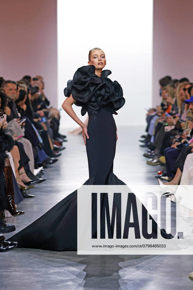ELIE SAAB Haute Couture spring summer 2025, Paris January 2025 ELIE SAAB Haute Couture spring summer 2025, Paris January 2025, Credit:Zeppelin Avalon