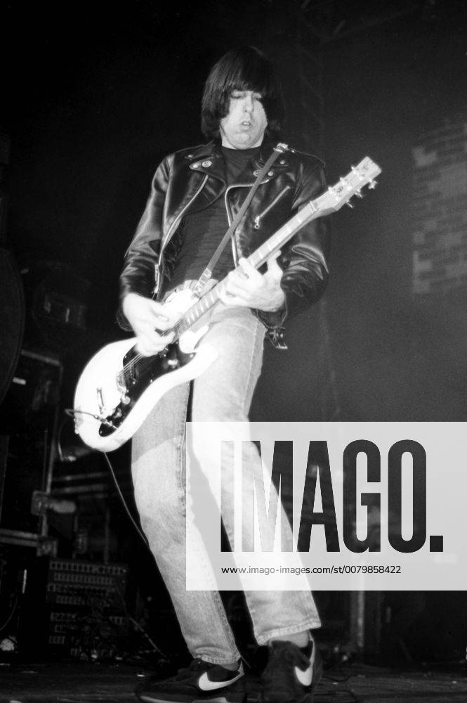 Johnny Ramone von den Ramones live im Lyceum. London, 27.02.1985 Foto:xR.xKeuntjex xFuturexImage