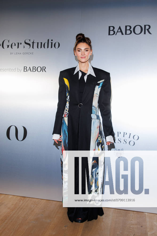 Berlin Fashion Week - LeGer Studio presented by Babor Stefanie Giesinger beim LeGer Studio presented by Babor im Rahmen der Berlin Fashion Week Herbst Winter 2025 im Reethaus im Flussbad am 01.02,2025 in Berlin.