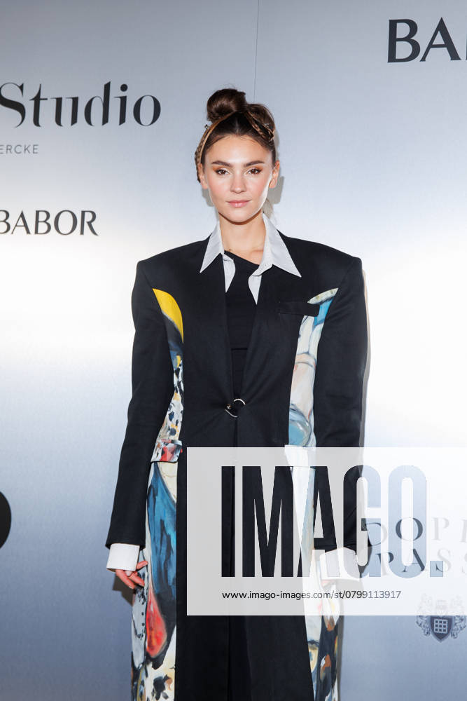 Berlin Fashion Week - LeGer Studio presented by Babor Stefanie Giesinger beim LeGer Studio presented by Babor im Rahmen der Berlin Fashion Week Herbst Winter 2025 im Reethaus im Flussbad am 01.02,2025 in Berlin.
