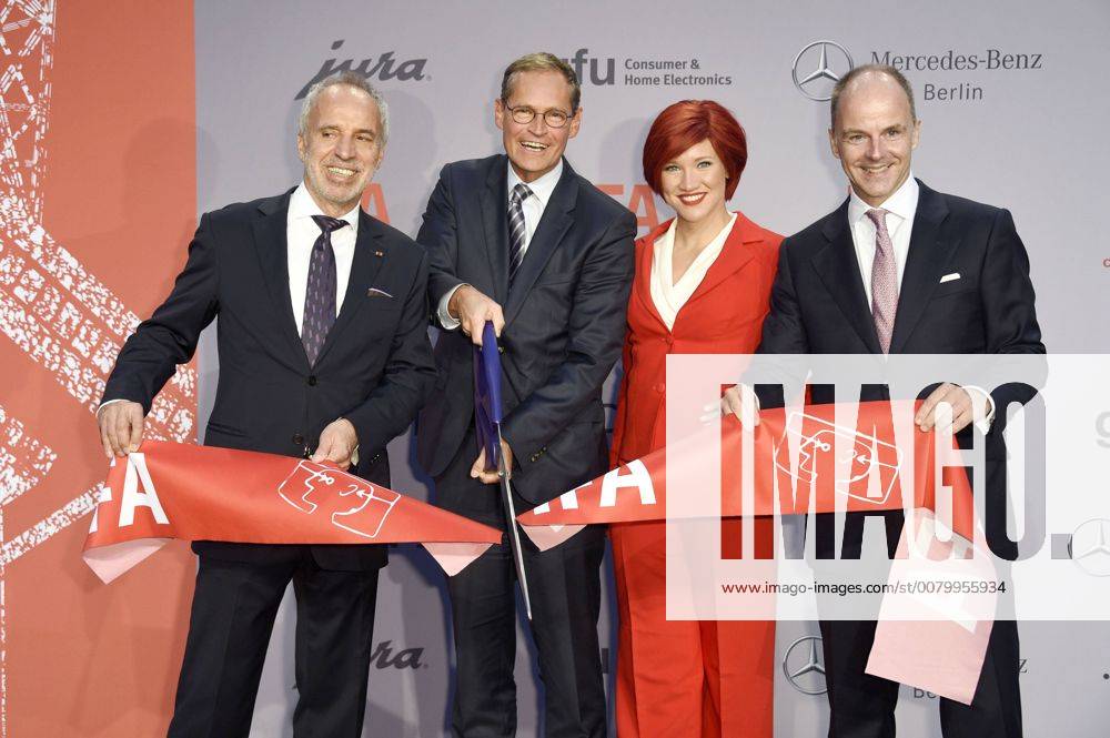 Hans-Joachim Kamp, Michael Müller, Miss IFA und Christian Göke bei der IFA 2017 Opening Gala im Palais am Funkturm. Berlin, 31.08.2017 Foto:xF.xFuturexImage