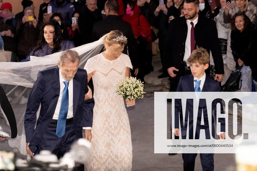 Prince Nikolaos Of Greece And Chryssi Vardinogianni Wedding In Athens Chryssi Vardinogianni and her father Giorgos Vardinogianni arrive for her wedding with Prince Nikolaos of Greece at the Church of St. Nicholas Ragkavas in the Plaka district in Athens, Greece, on February 7, 2025. Athens Greece