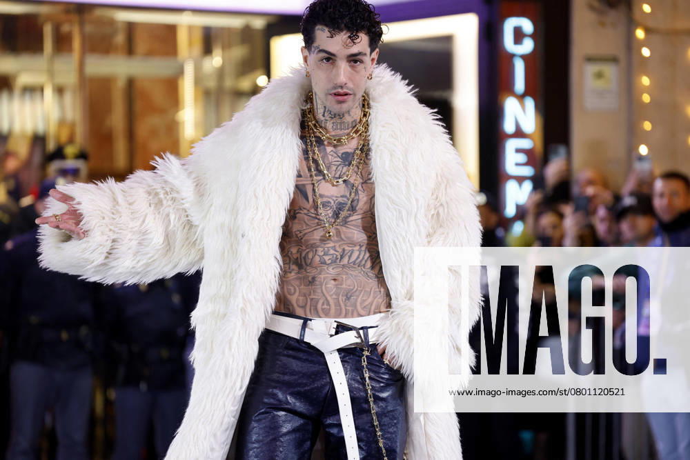 Italian singer Tony Effe arrives on the red carpet for an event held on the eve of the 75th edition of the Sanremo Italian Song Festival, in Sanremo, Italy, 10 February 2025. The music festival will run from 11 to 15 February 2025. ANSA FABIO FRUSTACI Sanremo - ZUMAa110 20250210_zaf_a110_099