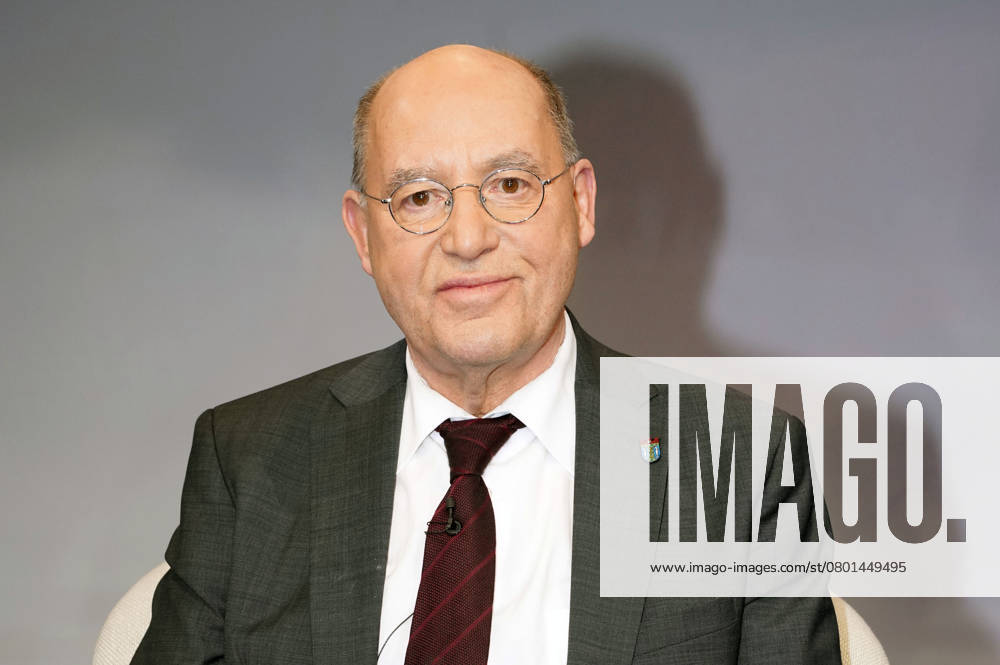 Gregor Gysi on the ARD talk show maischberger in Studio Berlin Adlershof Berlin, 11 02 2025 Foto:xT.xBartillax xFuturexImagex maischberger1102_5233