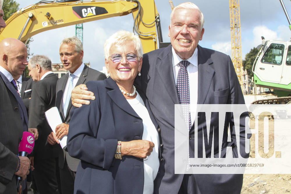 Prof Dr Klaus Michael Kuehne Kuehne with its Wife Christine Kuehne Kuehne Entrepreneur Owner at the Laying of the foundation stone to Hotel New building The Fontenay at the Construction site on Thursday 14 August 2014 in Hamburg HH Germany