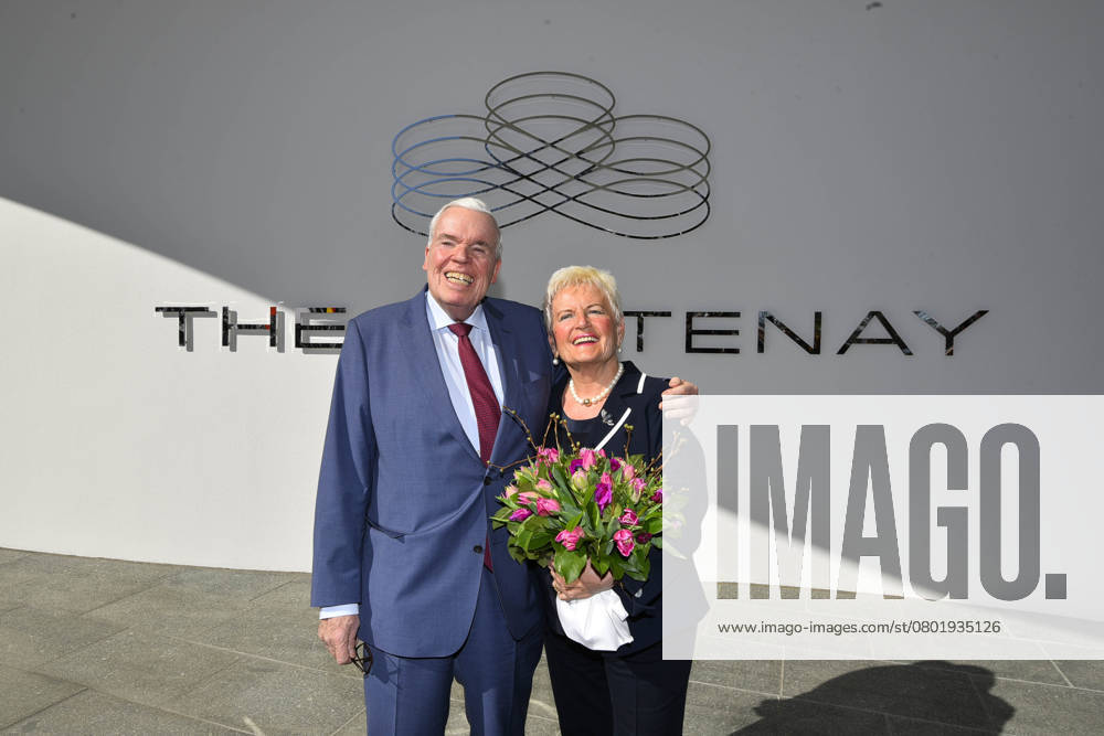 Klaus Michael Kuehne Kuehne, Christine Kuehne Kuehne at the PK to Opening of New Luxury Hotel The Fontenay on Monday 19 03 2019 at The Fontenay on Monday 19 03 2018 in Hamburg HH Germany