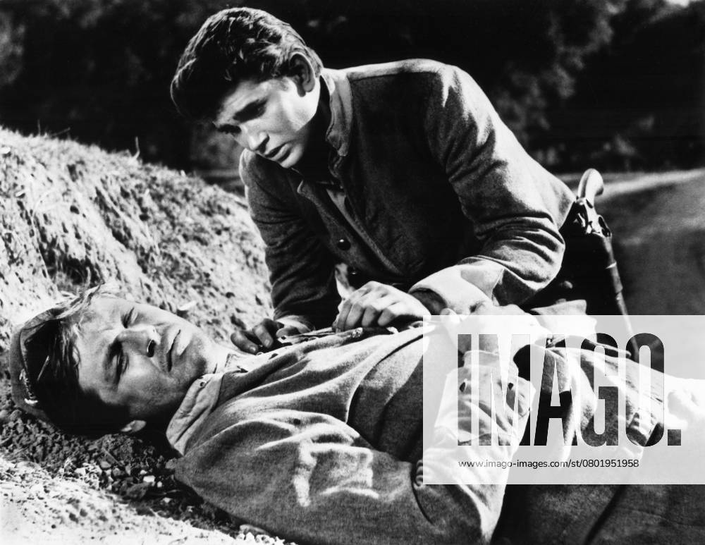 Michael Landon, on-set of the western film, The Legend Of Tom Dooley , Columbia Pictures, 1959 USA - ZUMAg145 19590601_aza_g145_012