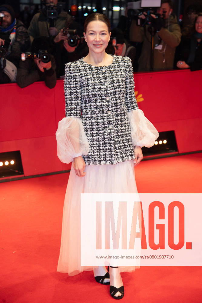 Berlinale Opening Red Carpet Hannah Herzsprung attending the Opening red carpet of the 75th Berlin International Film Festival (Berlinale) in Berlin, Germany, on February 13, 2025. Photo by Aurore Marechal ABACAPRESS.COM Berlin Germany