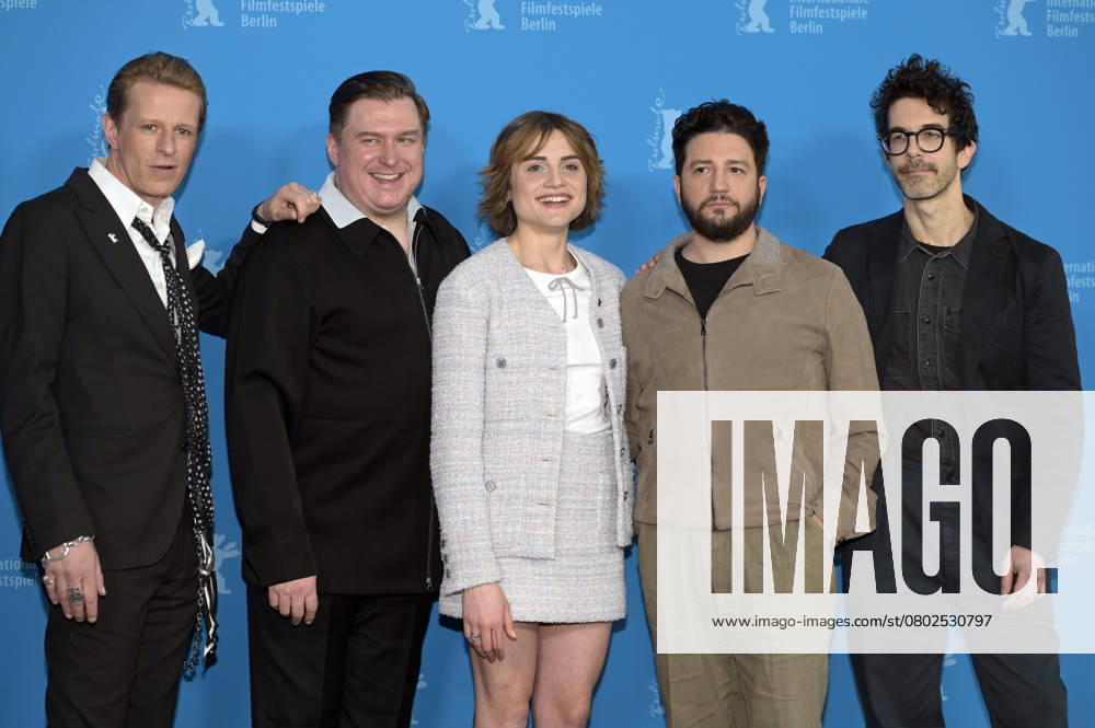 Alexander Scheer, Michael Chernus, Mala Emde, John Magaro and Ido Fluk at the photocall for the feature film Köln 75 at the Berlinale 2025 75 Berlin International Film Festival at the Hotel Grand Hyatt Berlin, 15 02 2025 Foto:xC.xNiehausx xFuturexImagex koeln_5201