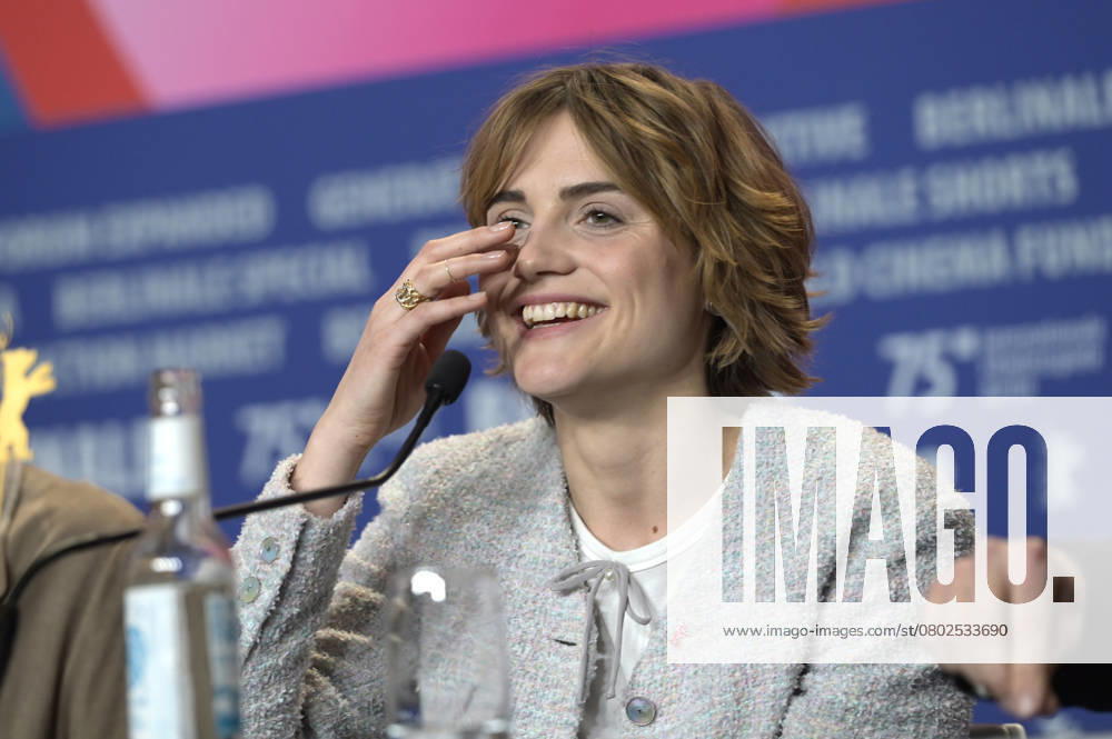 Mala Emde at the press conference for the feature film Köln 75 at the Berlinale 2025 75 Berlin International Film Festival at the Hotel Grand Hyatt Berlin, 15 02 2025 Foto:xC.xNiehausx xFuturexImagex koeln_5212