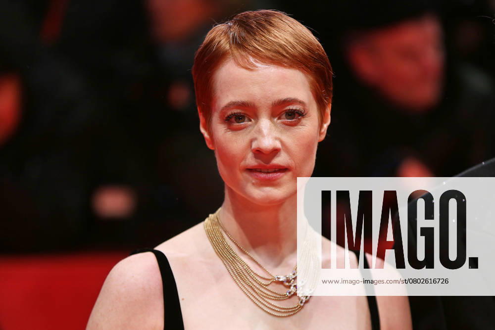Berlinale Palast, Red Carpet Berlinale 2025 Opening Leonie Benesch