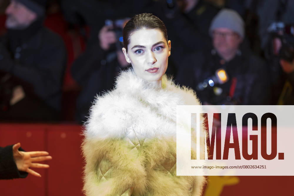 Berlinale, Red Carpet for Mickey 17 , Berlin, 15 02 2025 Anamaria Vartolomei on the Red Carpet for the Special Gala of the film Mickey 17 at the 75th Berlinale at the Theater am Potsdamer Platz in Berlin on 15 02 2025 Berlin Theater am Potsdamer Platz