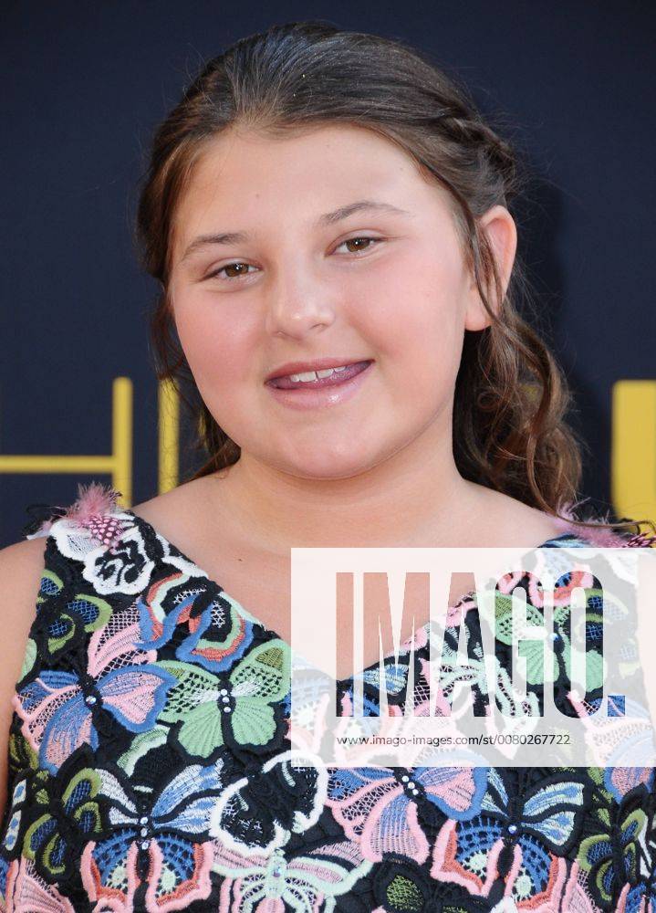 Hollywood, CA, U.S. - 26 September 2017 - Hollywood, California - Mackenzie Hancsicsak. This Is Us Season 2 Premiere held at Neuehouse Hollywood in Hollywood. Photo Credit: AdMedia Hollywood U.S. - ZUMAa123 20170926_zaa_a123_063