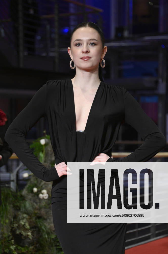 Doreen Wilde at the premiere of the feature film Mickey 17 at the Berlinale 2025 75 Berlin International Film Festival in the Berlinale Palast Berlin, 15 02 2025 Foto:xN.xKubelkax xFuturexImagex mickey_prem_5301