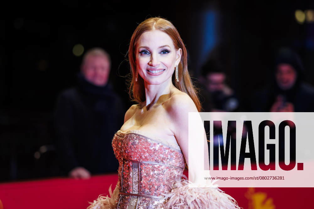 Entertainment Themen der Woche KW07 World premiere of Dreams , Berlinale Palast, Berlin, Germany Jessica Chastain poses on the red carpet at the World premiere of Dreams during Berlinale (Berlin Film Festival) at Berlinale Palast, Berlin, , Germany on 15 February 2025. Picture, Credit:Julie Edwards Avalon Germany, Potsdammer Platz, Berlin, Berlinale Palast