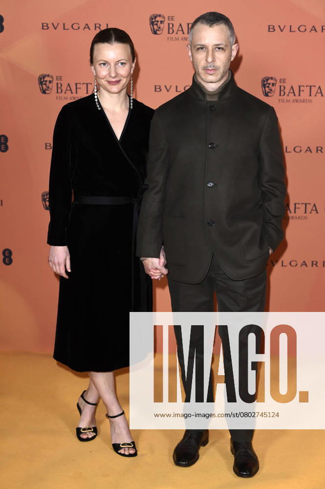 Jeremy Strong with patron Emma Wall at the BAFTA Film Awards 2025 78th British Academy Film Awards nominees party at the National Gallery London, 15 02 2025 Foto:xS.xFuturexImagex bafta_nominees_5323