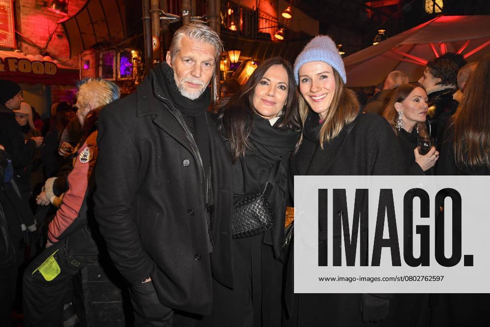 Kai Wiesinger, Bettina Zimmermann and Bettina Lamprecht Actors as guests at the Medienboard Party at Holzmarkt in Berlin at the 75th Berlin International Film Festival on 15 02 2025 in Berlin Berlin Germany