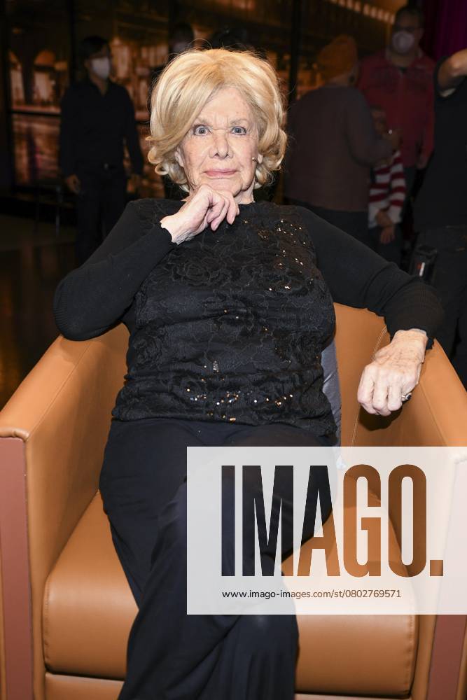 Ingrid van Bergen at Fotocall to the Recording from Riverboat Berlin on 15 October 2021 at RBB Television Centre in Berlin Berlin Germany