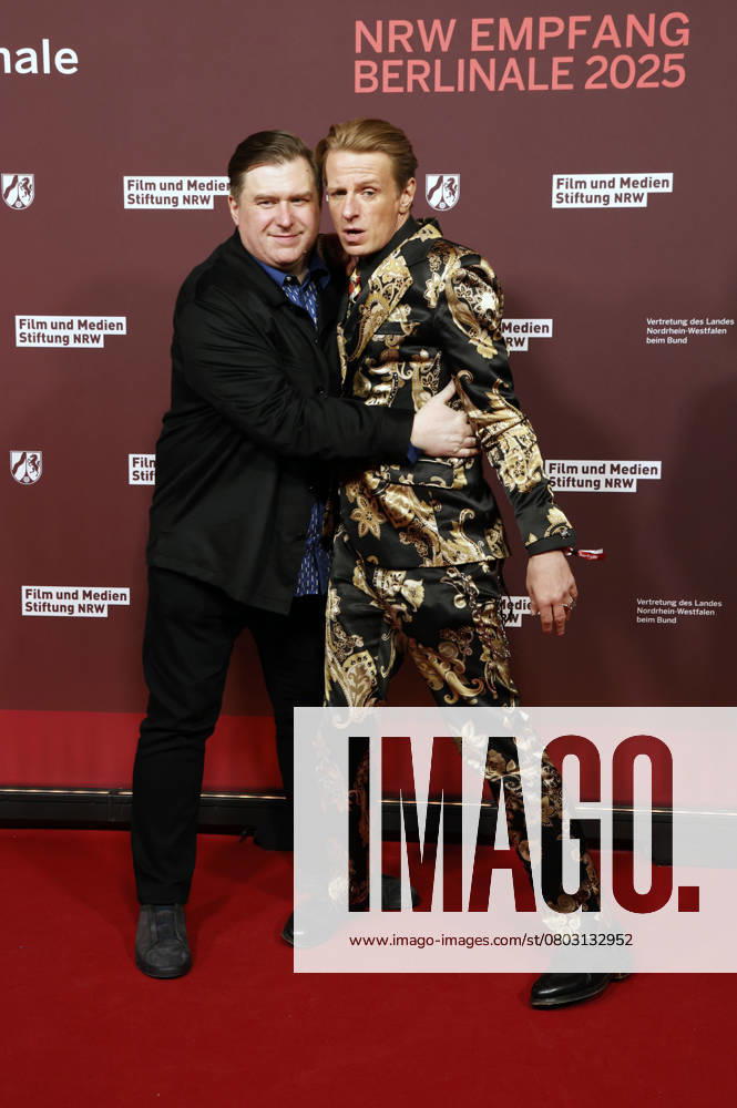 Michael Chernus and Alexander Scheer at the 22 NRW Reception of the State of NRW and the Film und Medienstiftung NRW as part of the Berlinale 2025 at the Representation of the State of North Rhine-Westphalia Berlin, 16 02 2025 Foto:xD.xBedrosianx xFuturexImagex nrw_5343