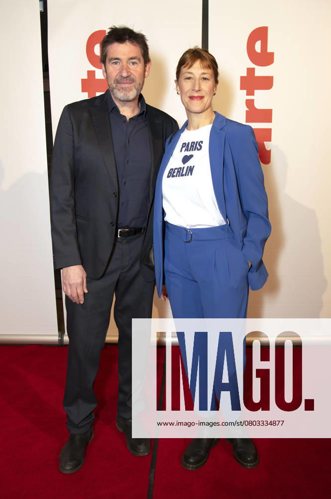 Stephan Szasz and Helene Grass at the ARTE reception as part of the Berlinale 2025 at the Akademie der Künste on Pariser Platz Berlin, 17 02 2025 Foto:xJ.xKnowlesx xFuturexImagex arte_5234