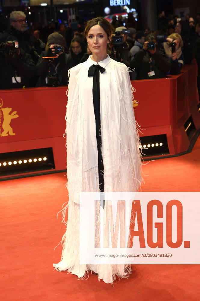 Rose Byrne at the premiere of the feature film Blue Moon at the Berlinale 2025 75 Berlin International Film Festival at the Berlinale Palast Berlin, 18 02 2025 Foto:xC.xNiehausx xFuturexImagex moon_prem_5251