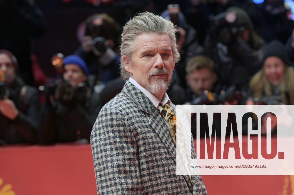Ethan Hawke at the premiere of the feature film Blue Moon at the Berlinale 2025 75 Berlin International Film Festival at the Berlinale Palast Berlin, 18 02 2025 Foto:xC.xNiehausx xFuturexImagex moon_prem_5273