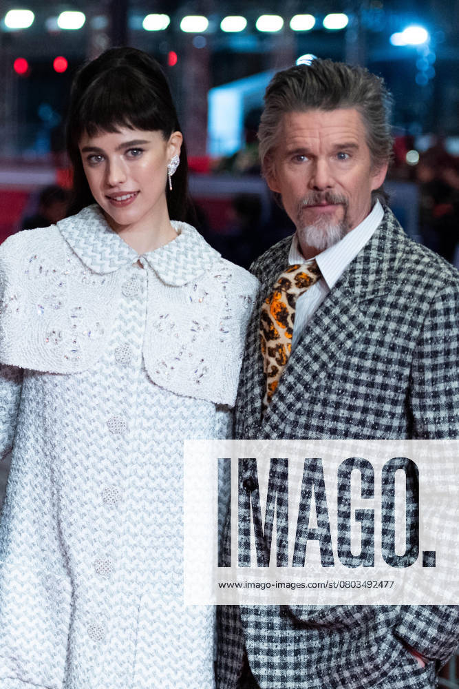 Berlinale The Thing with Feathers Premiere Margaret Qualley and Ethan Hawke attending The Thing with Feathers Premiere during the 75th Berlin International Film Festival (Berlinale) in Berlin, Germany, on February 18, 2025. Photo by Aurore Marechal ABACAPRESS.COM Berlin Germany