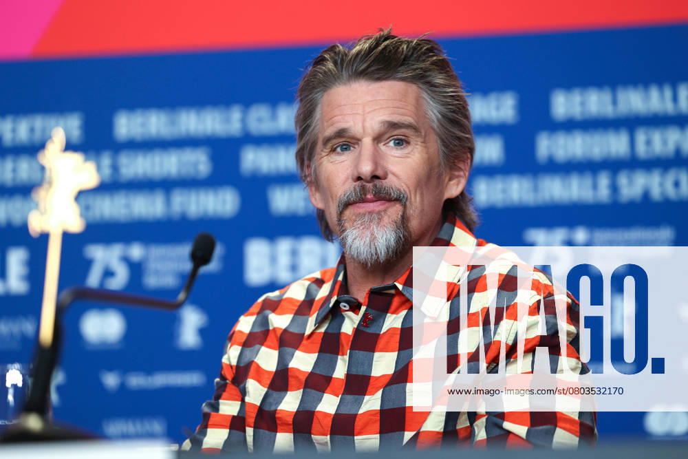 The 75th Berlinale Film Festival is taking place in Berlin from 13 to 23 February 2025. Actor Ethan Hawke answers journalists questions during a press conference Berlin Germany - ZUMAt227 20250218_zip_t227_013