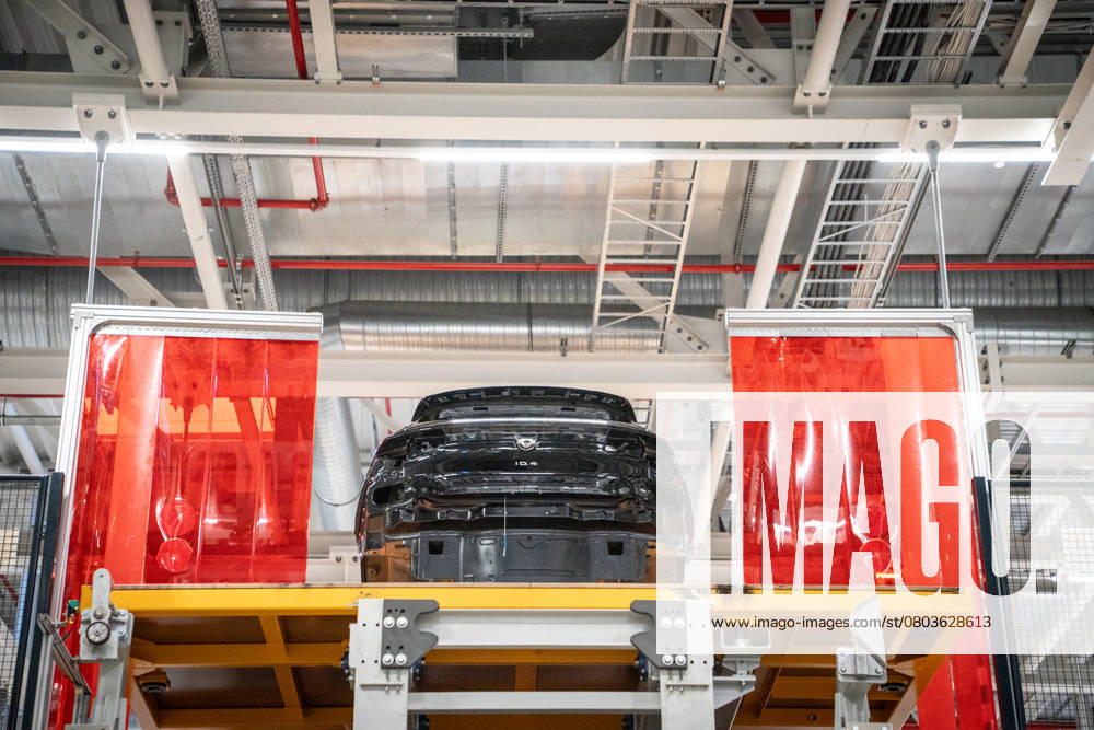 Combined production line for the ID 4 and ID 7 electric vehicles at the Volkswagen plant in Emden Combined production line for the ID 4 and ID 7 electric vehicles at the Volkswagen plant in Emden, Emden Lower Saxony Germany VW plant