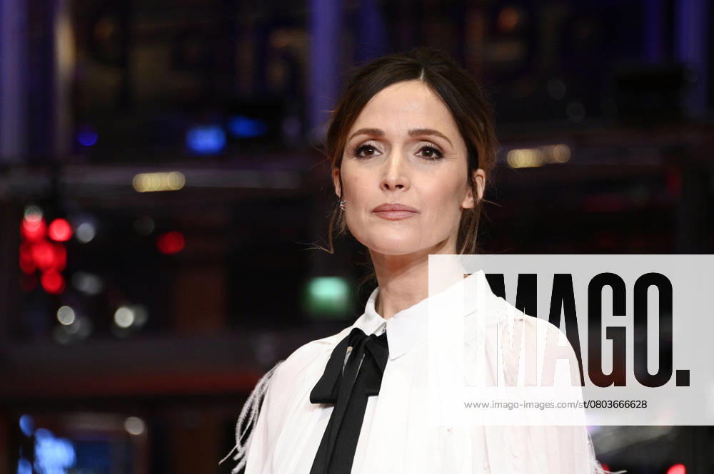 Rose Byrne at the premiere of the feature film Blue Moon at the Berlinale 2025 75 Berlin International Film Festival at the Berlinale Palast Berlin, 18 02 2025 Foto:xN.xKubelkax xFuturexImagex moon_prem_5285