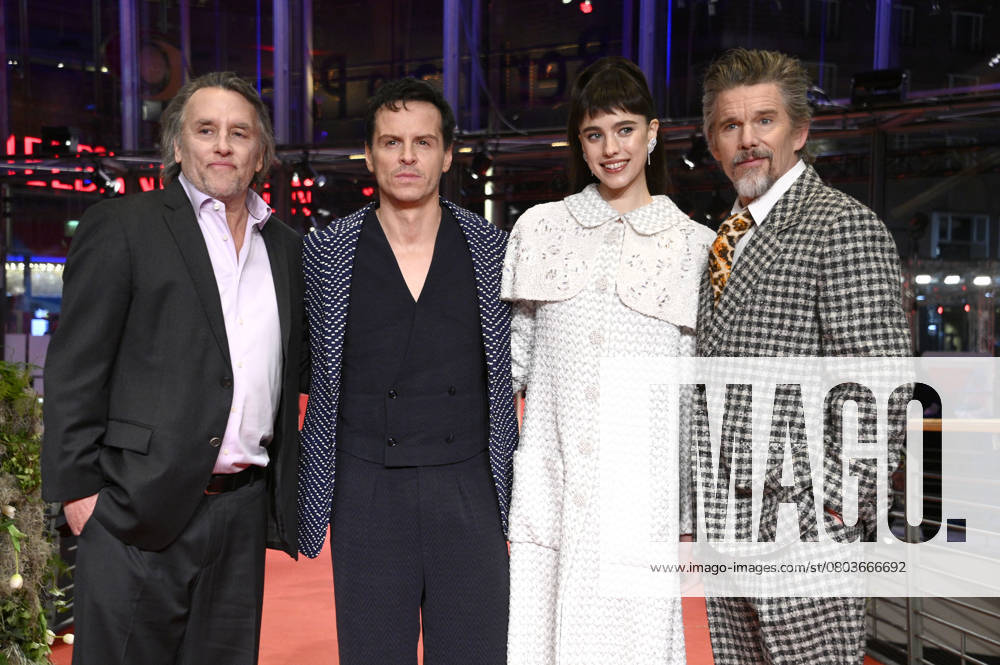 Richard Linklater, Andrew Scott, Margaret Qualley and Ethan Hawke at the premiere of the feature film Blue Moon at the Berlinale 2025 75 Berlin International Film Festival at the Berlinale Palast Berlin, 18 02 2025 Foto:xN.xKubelkax xFuturexImagex moon_prem_5296