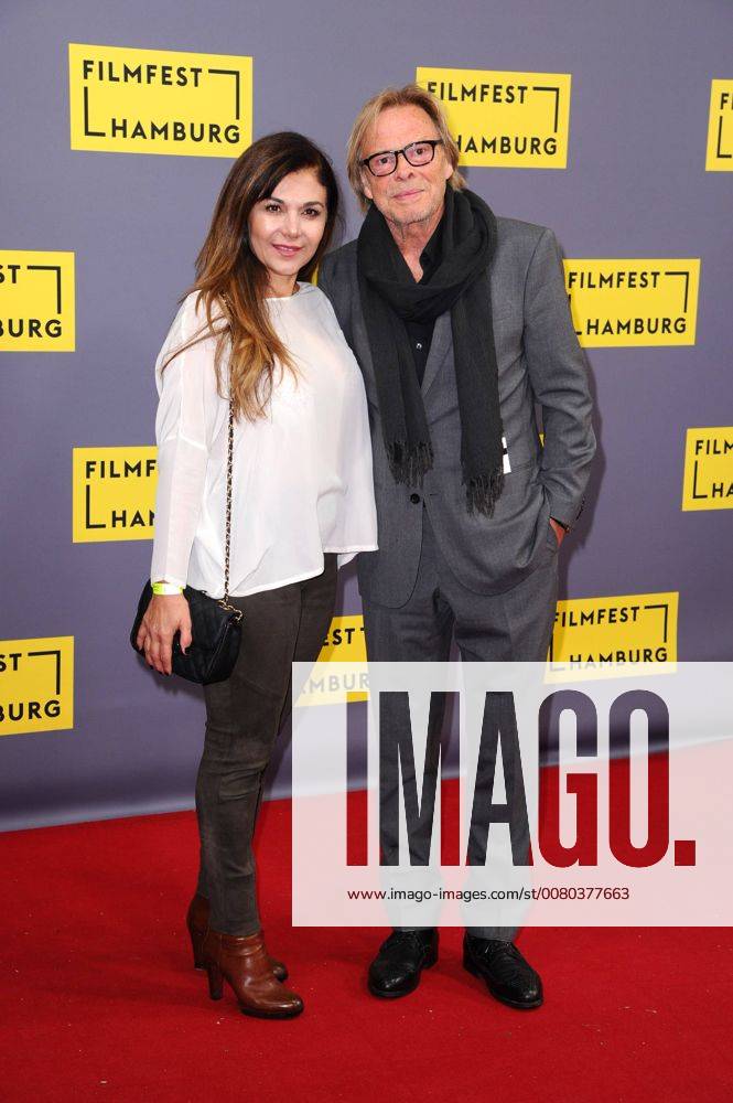 Volker Lechtenbrink with Wife Gül Urals Aytekin Opening from Film Festival Hamburg 2017 in Cinemaxx Cinema at Dammtor in Hamburg Hamburg 05 10 2017 Please Caption Imago Michael Wigglesworth