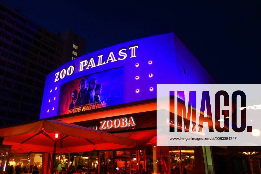 Illuminiertes Cinema Zoo Palace in Berlin at 30 09 2017 Berlin Charlottenburg Wilmersdorf Cinema Zoo Palace the today Zoo Palace was 1956 1957 after Plans the Architects Paul Schwebes Hans Schoszberger and Gerhard Fritsche built Cinema Zoo Palace Berlin